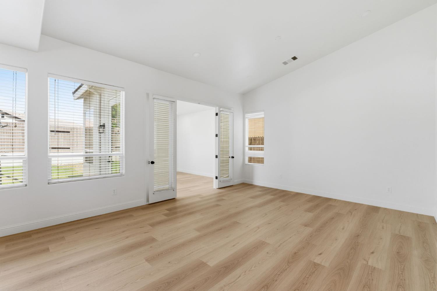 5118 Vista Del Mar Ave, Bakersfield, CA 93311