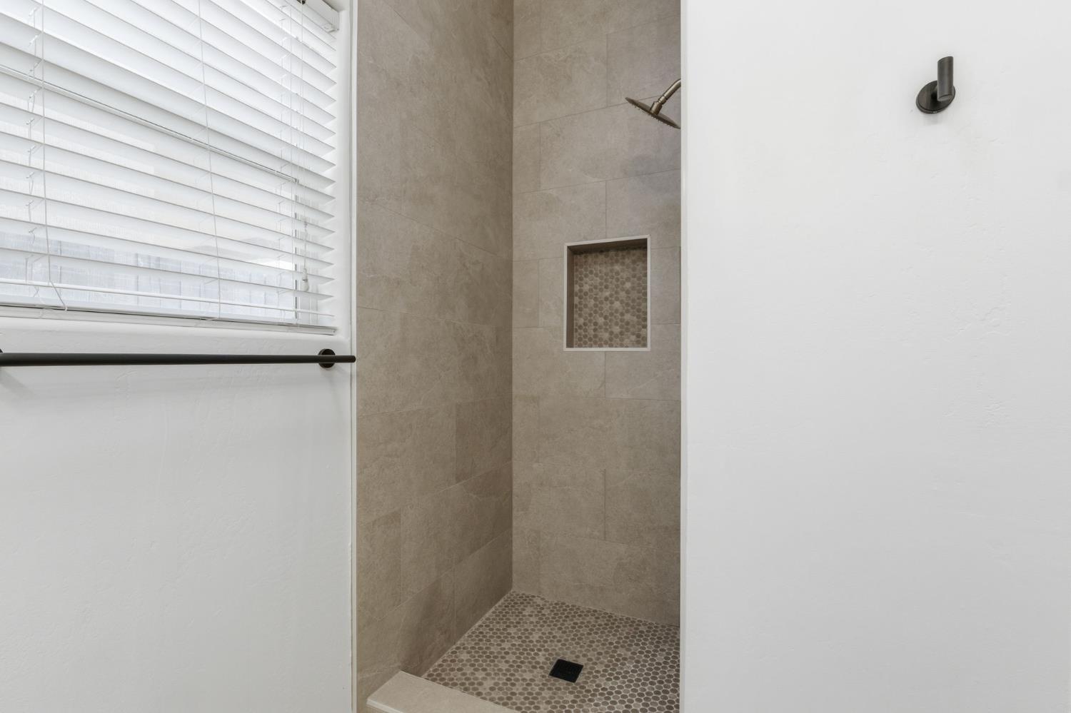 5118 Vista Del Mar Ave, Bakersfield, CA 93311