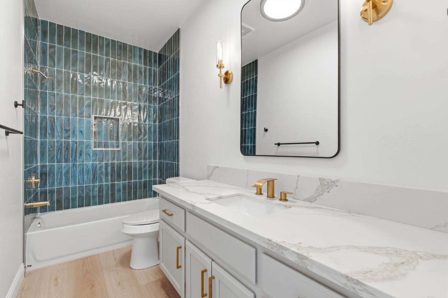 5118 Vista Del Mar Ave, Bakersfield, CA 93311