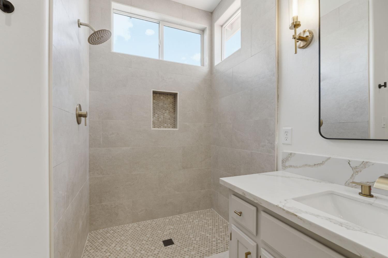 5118 Vista Del Mar Ave, Bakersfield, CA 93311