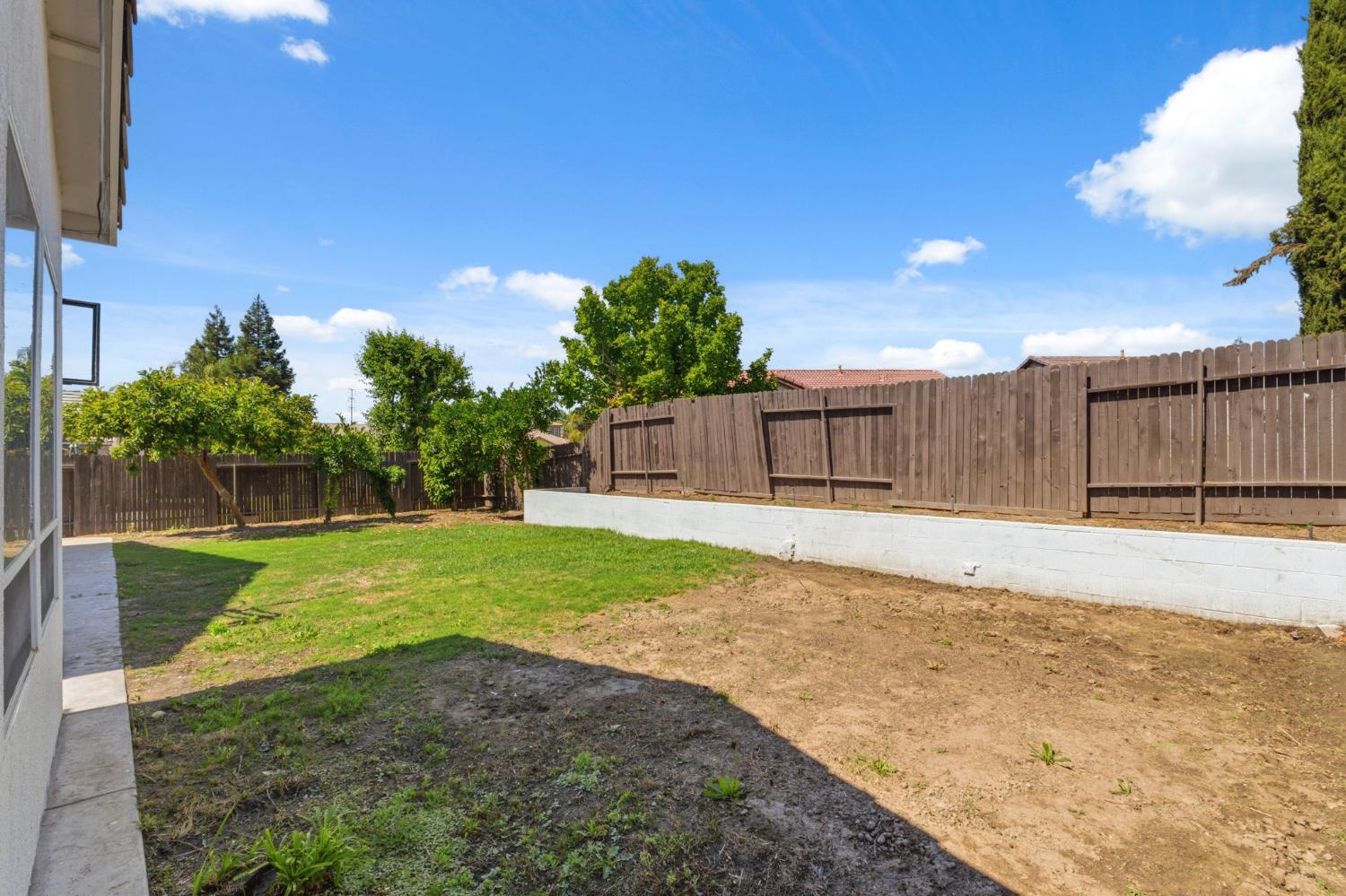 5118 Vista Del Mar Ave, Bakersfield, CA 93311