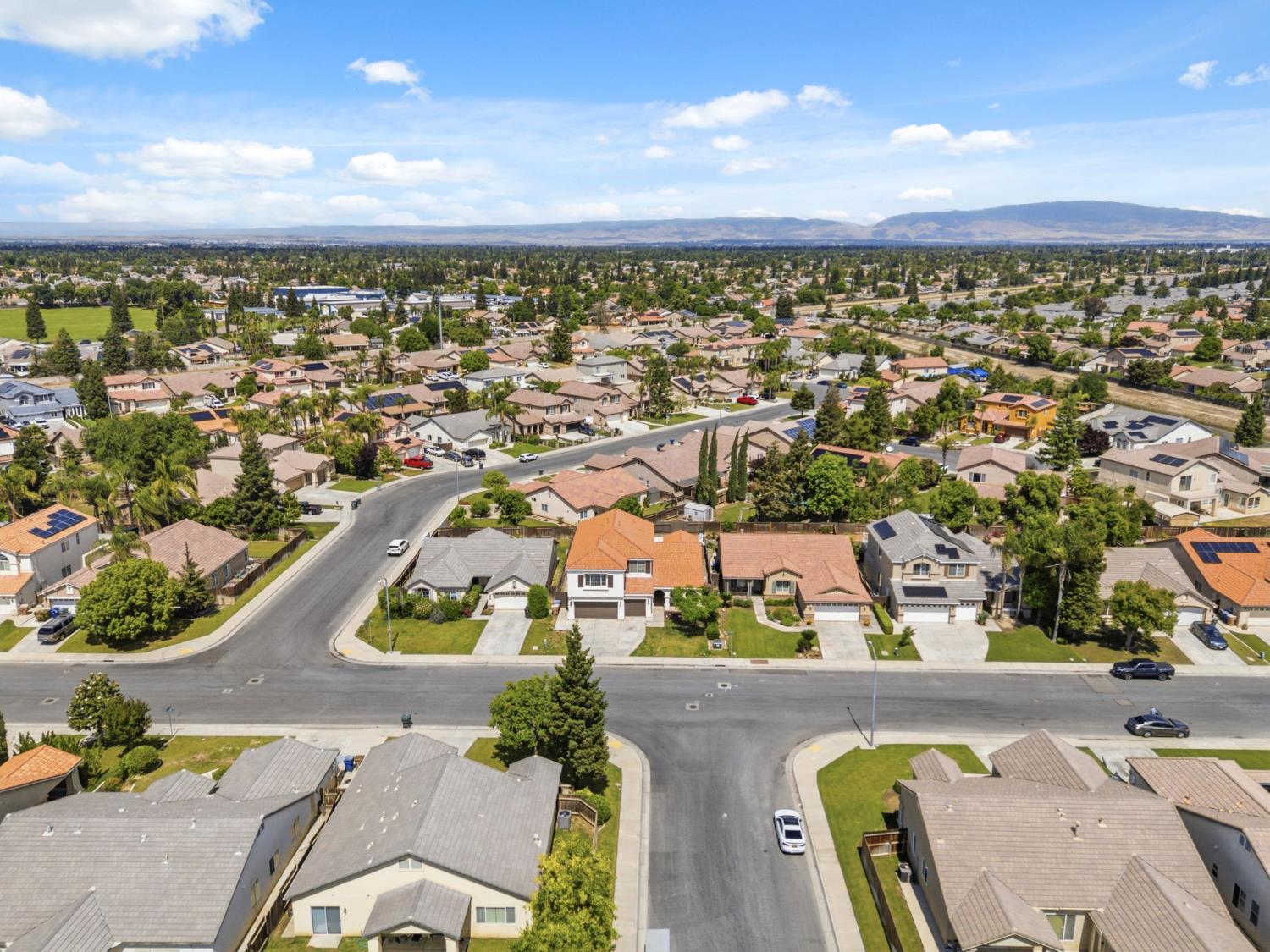 5118 Vista Del Mar Ave, Bakersfield, CA 93311