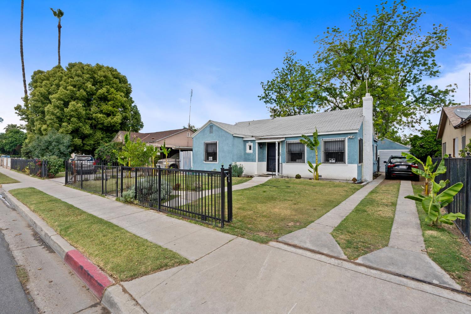 4025 E Tulare St, Fresno, CA 93702