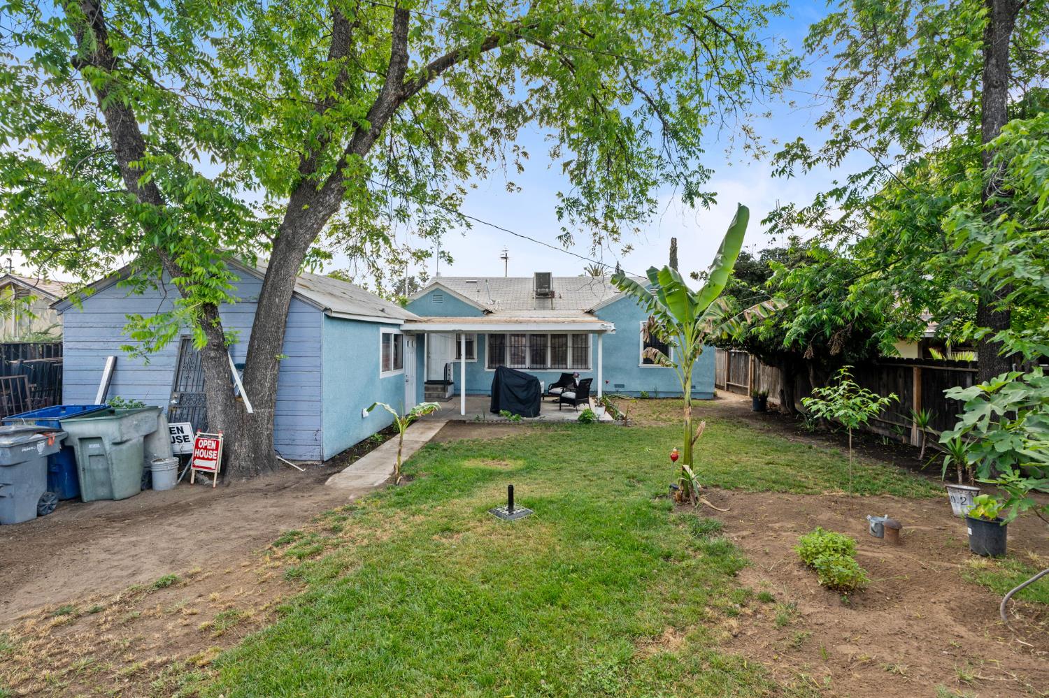 4025 E Tulare St, Fresno, CA 93702