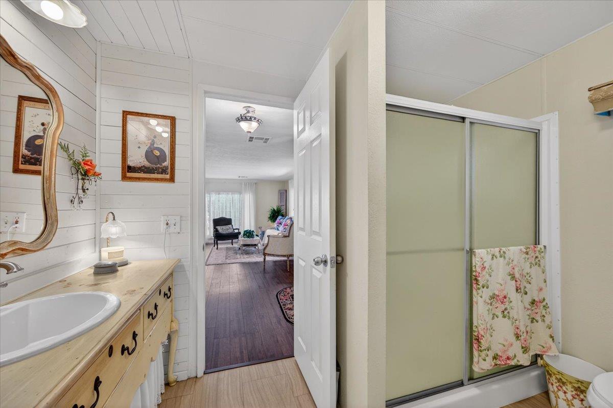 8701 Highway 41 #41, Fresno, CA 93720