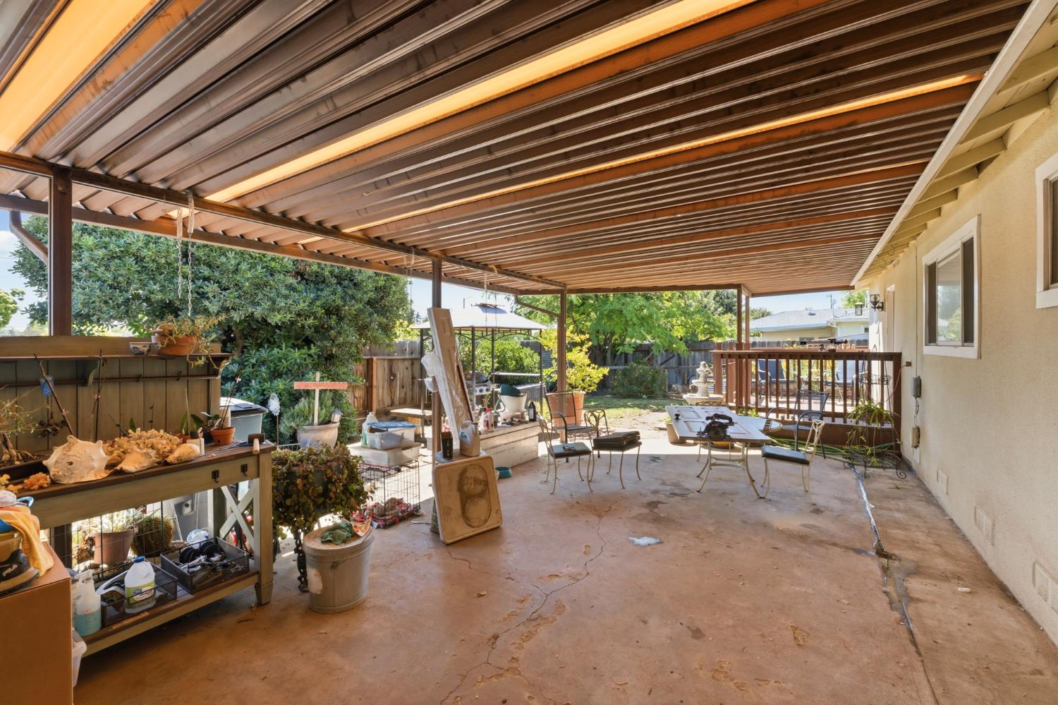 2438 E Santa Ana Ave, Fresno, CA 93726