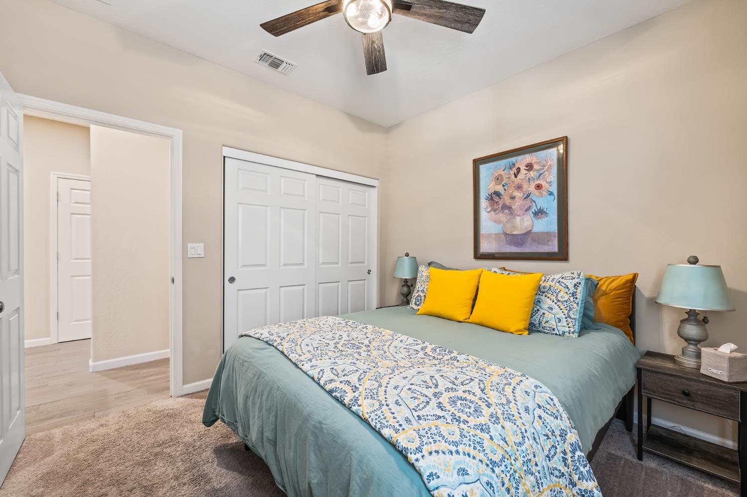 174 S Karen Ave, Kerman, CA 93630