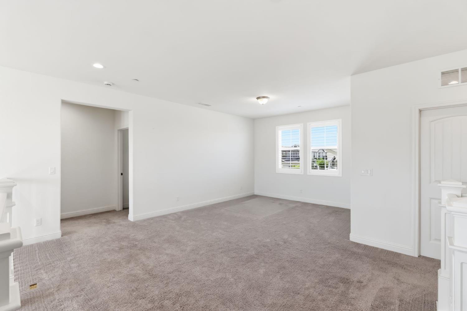 4188 N Contessa Ave, Fresno, CA 93723