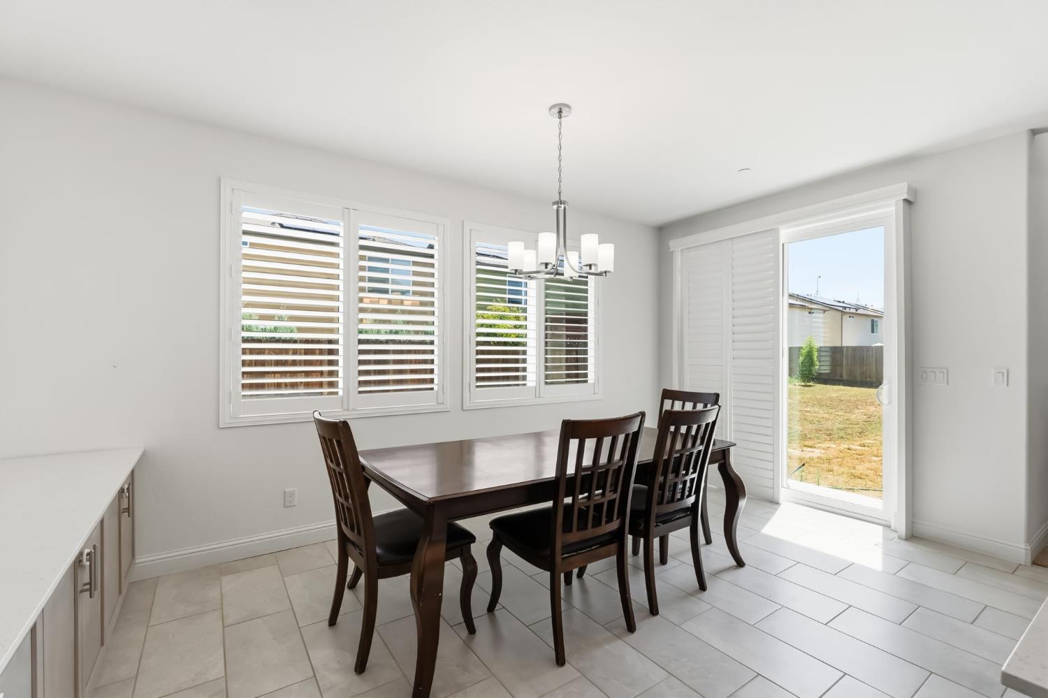 4188 N Contessa Ave, Fresno, CA 93723