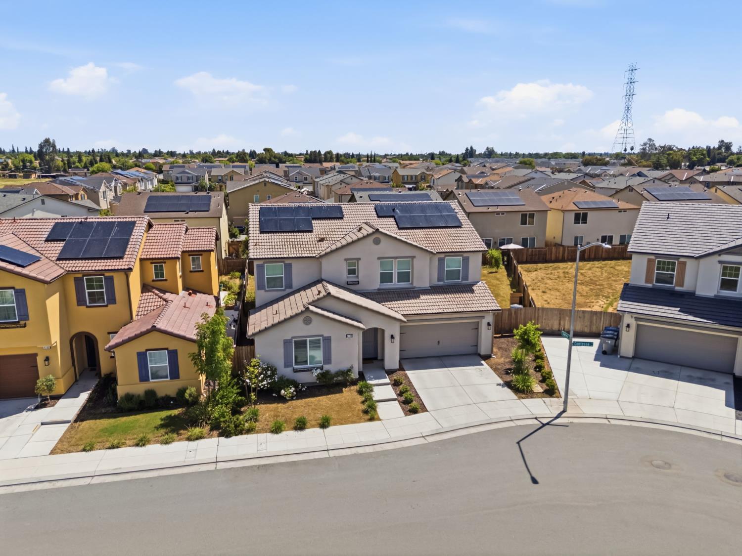 4188 N Contessa Ave, Fresno, CA 93723