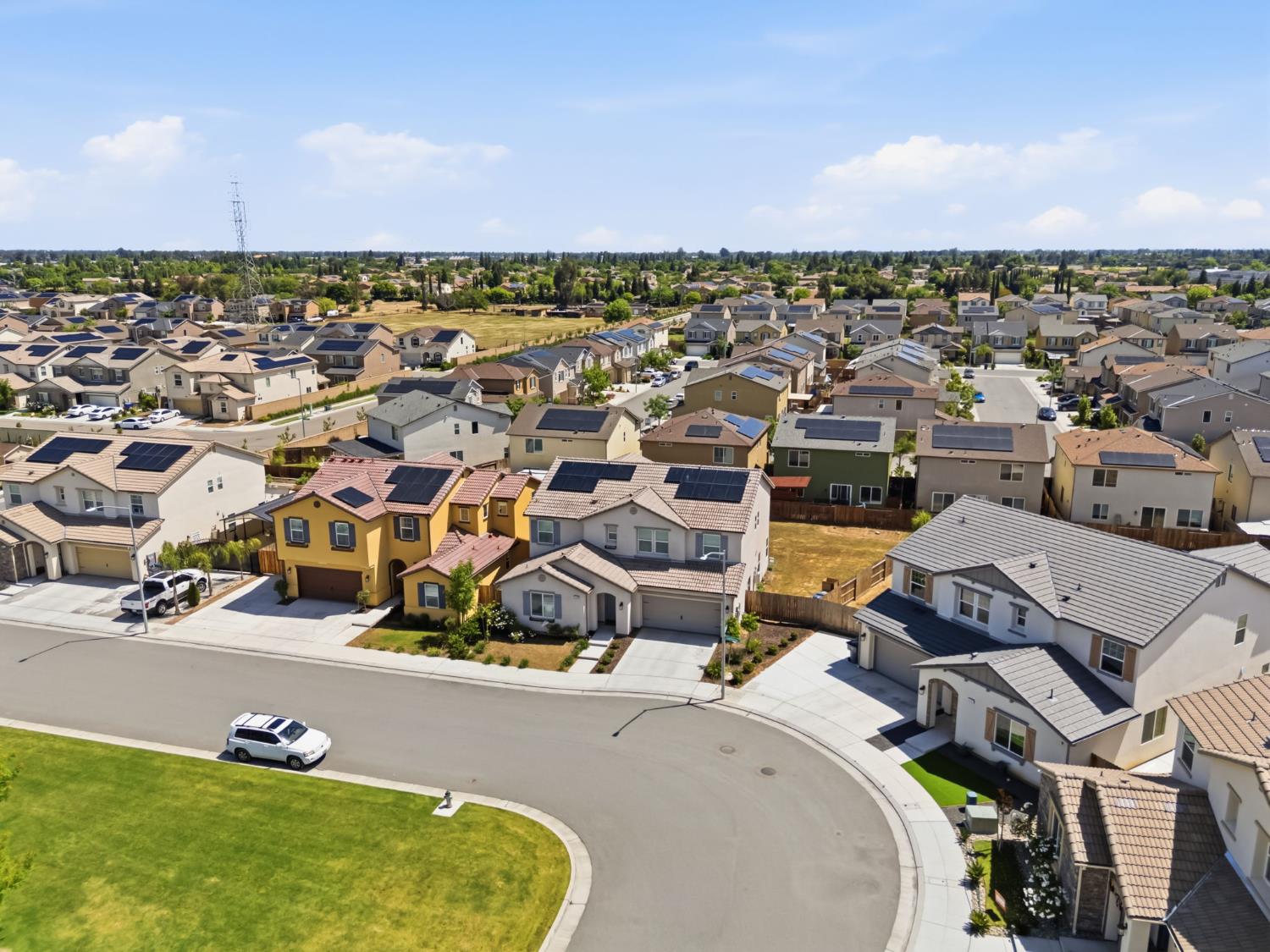 4188 N Contessa Ave, Fresno, CA 93723