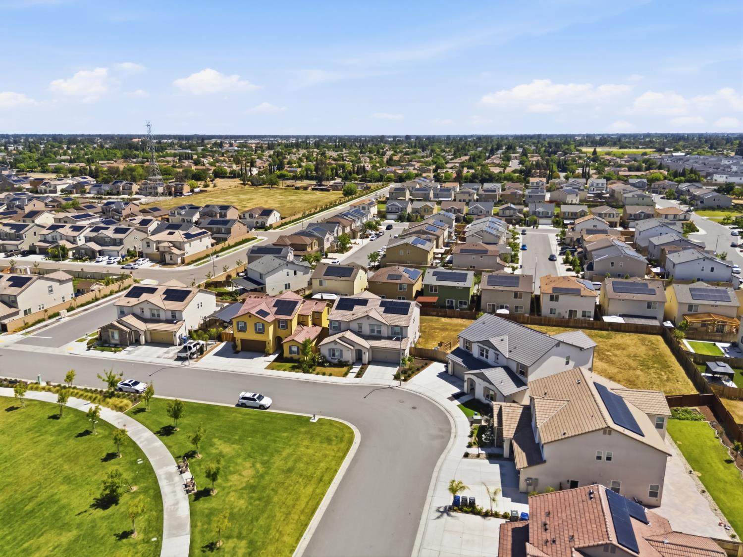 4188 N Contessa Ave, Fresno, CA 93723