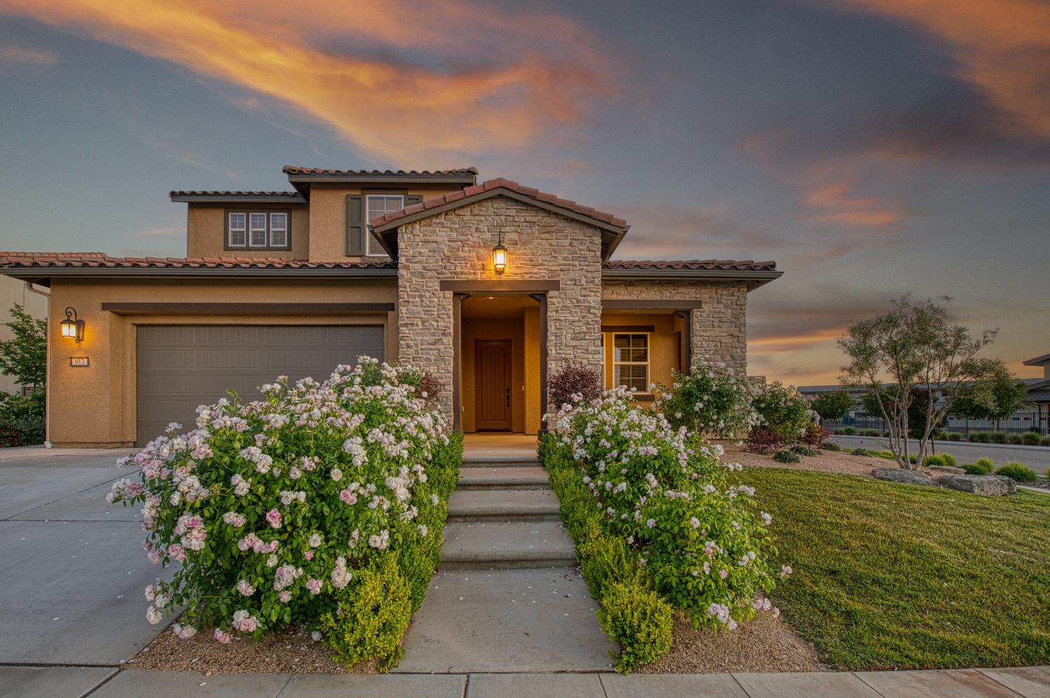 912 Vineyard Ct, Madera, CA 93636