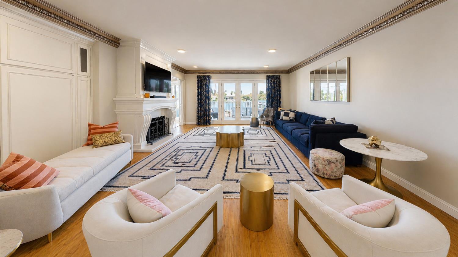 2635 W Lake Van Ness Cir, Fresno, CA 93711