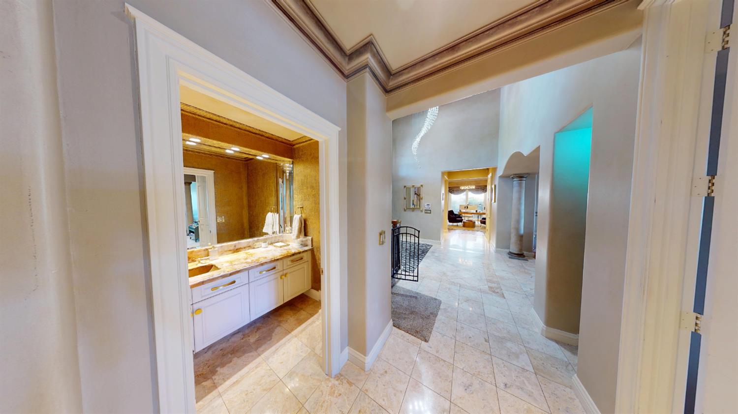 2635 W Lake Van Ness Cir, Fresno, CA 93711