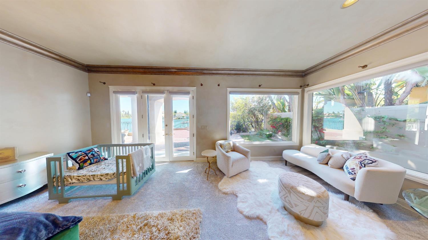 2635 W Lake Van Ness Cir, Fresno, CA 93711