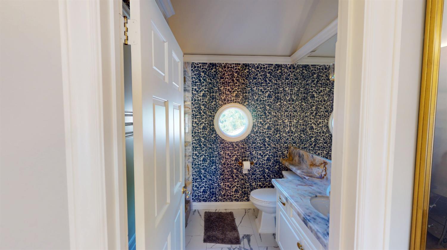 2635 W Lake Van Ness Cir, Fresno, CA 93711