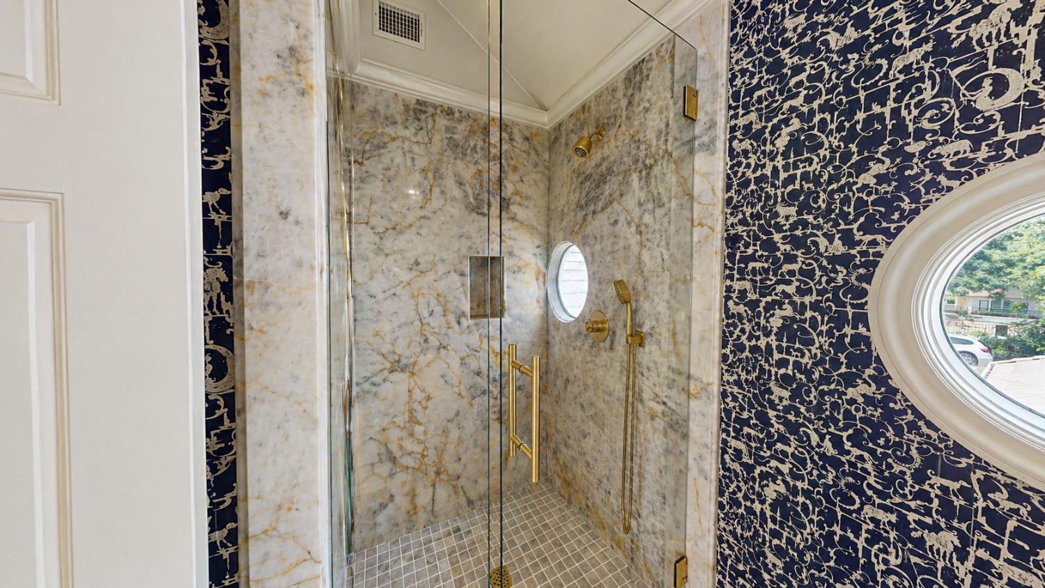 2635 W Lake Van Ness Cir, Fresno, CA 93711