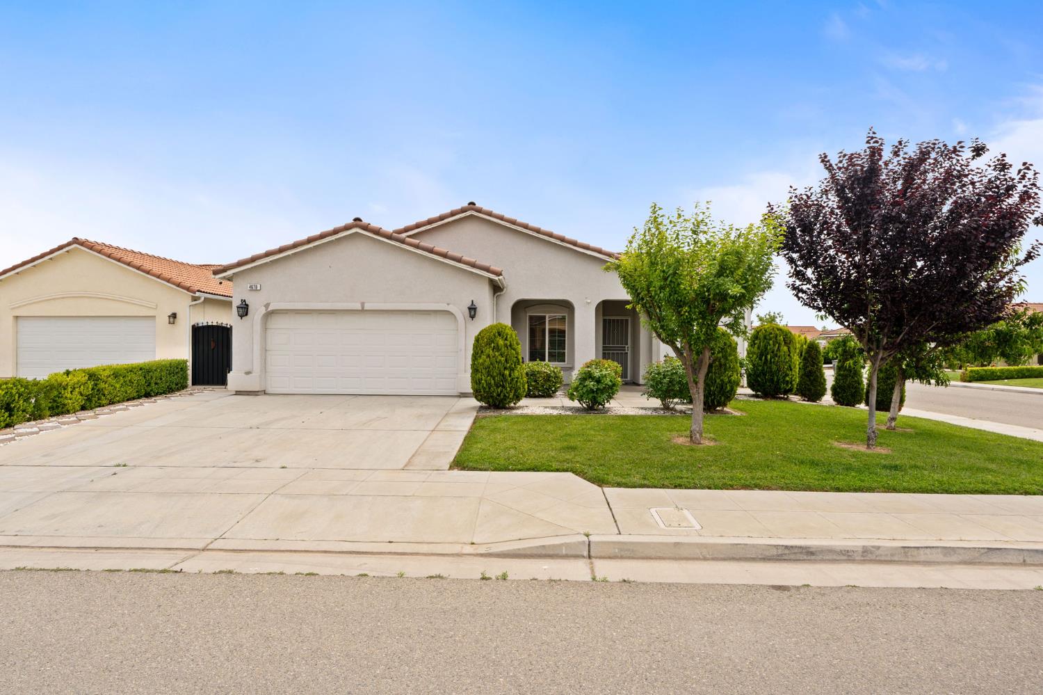 4670 N Constance Ave, Fresno, CA 93722