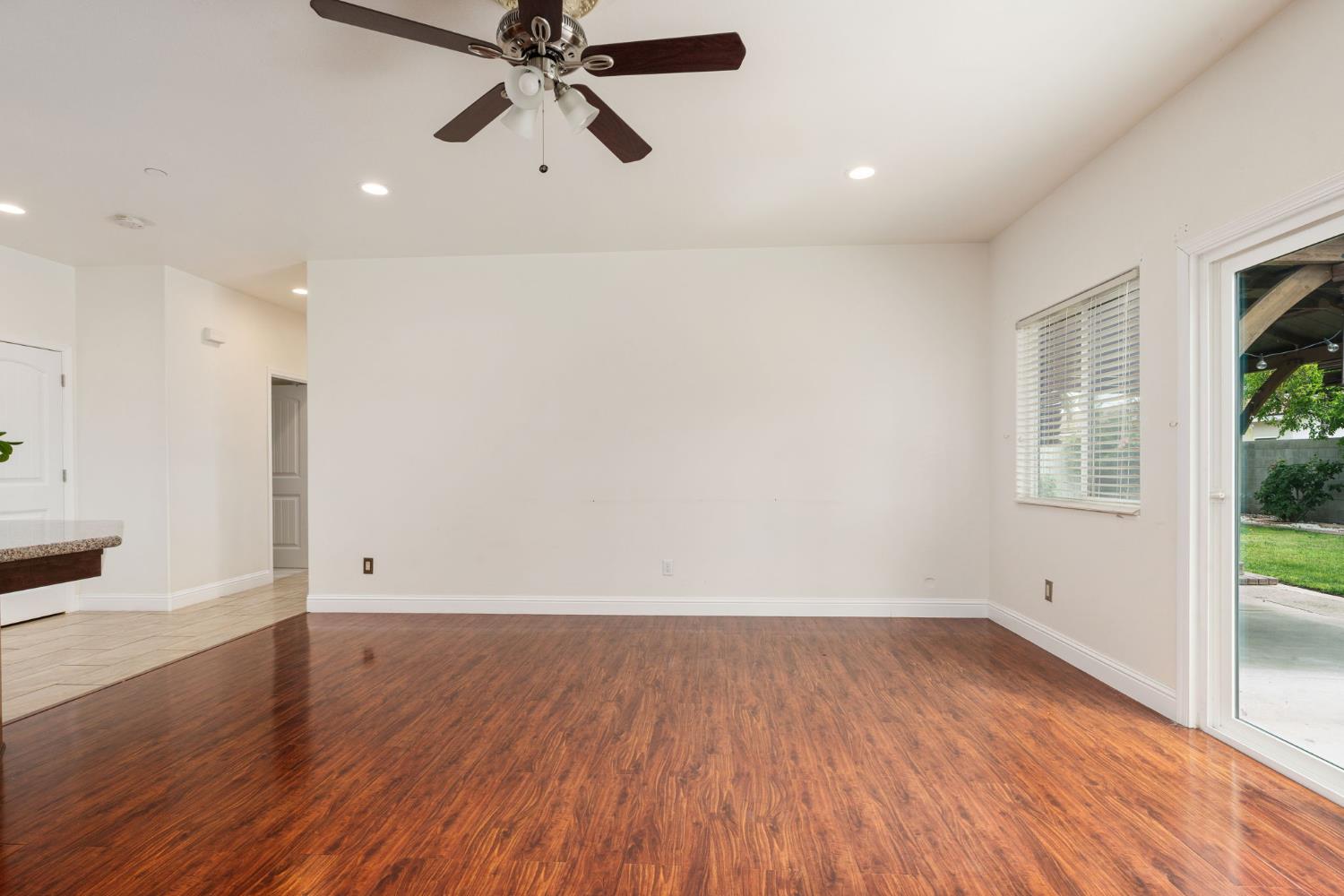 4670 N Constance Ave, Fresno, CA 93722