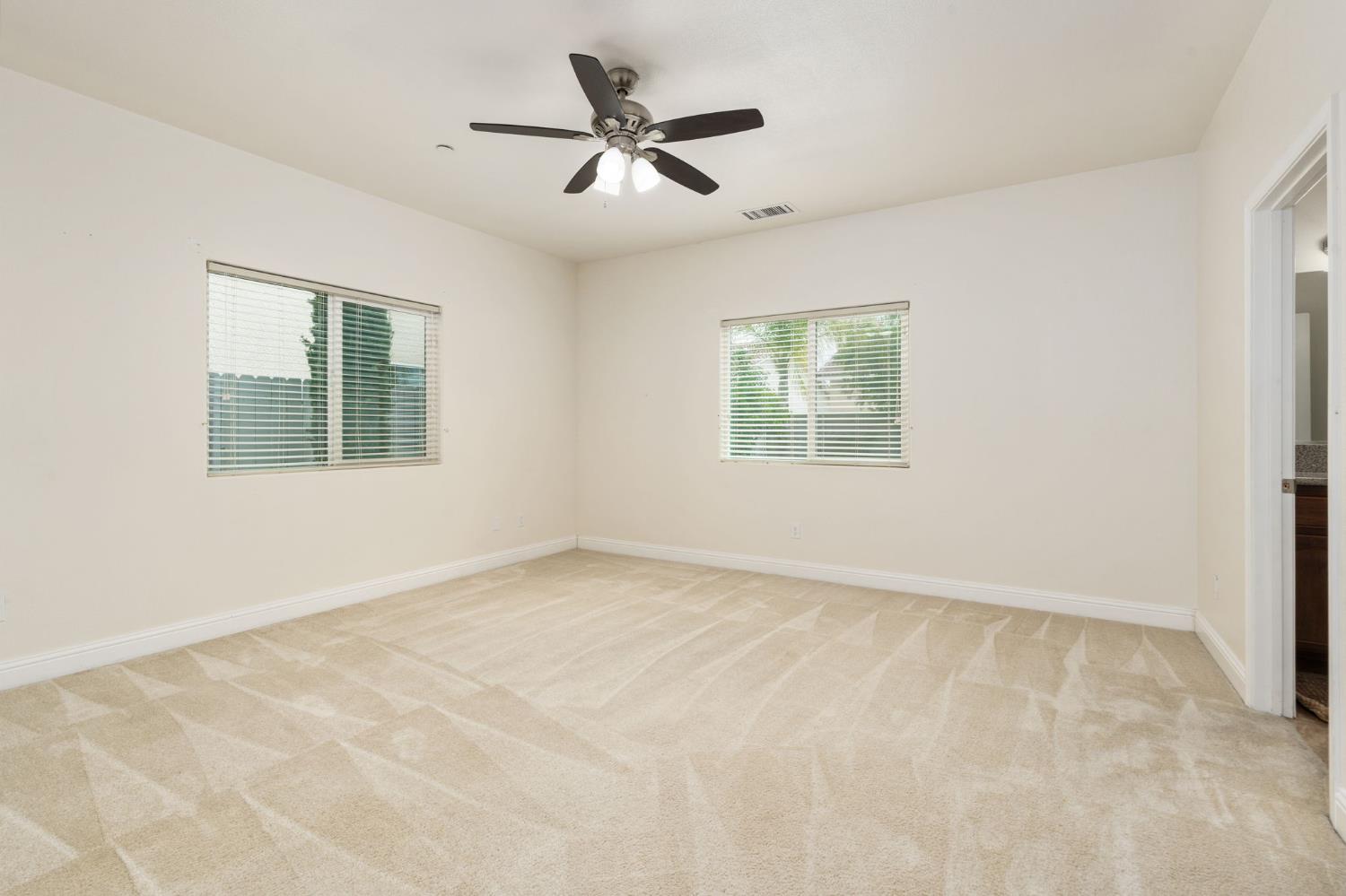 4670 N Constance Ave, Fresno, CA 93722