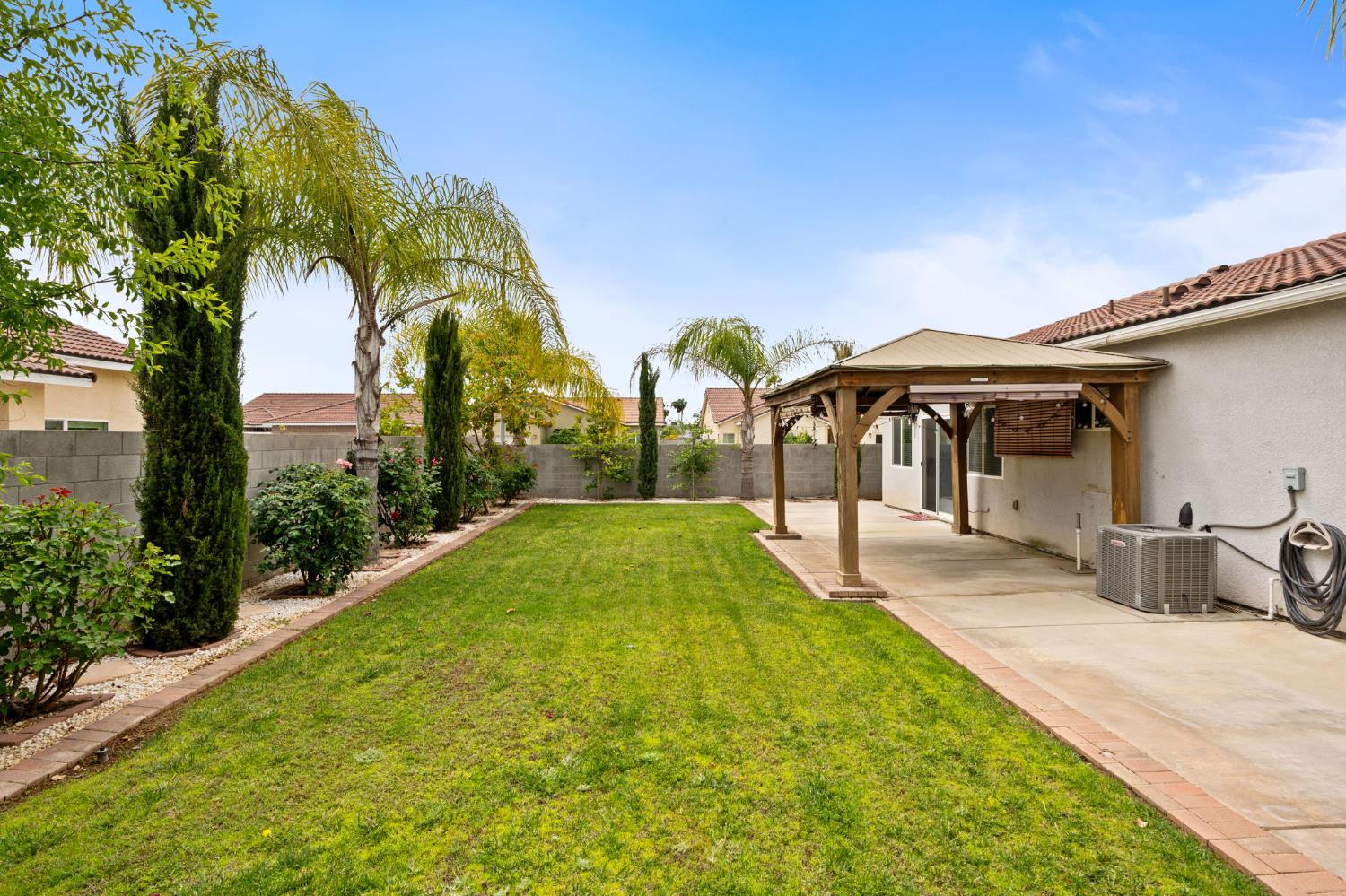 4670 N Constance Ave, Fresno, CA 93722