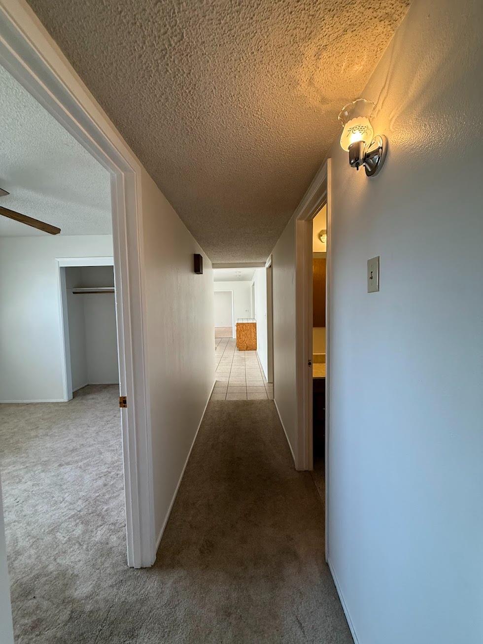 257 N Roberts Pl, Dinuba, CA 93618