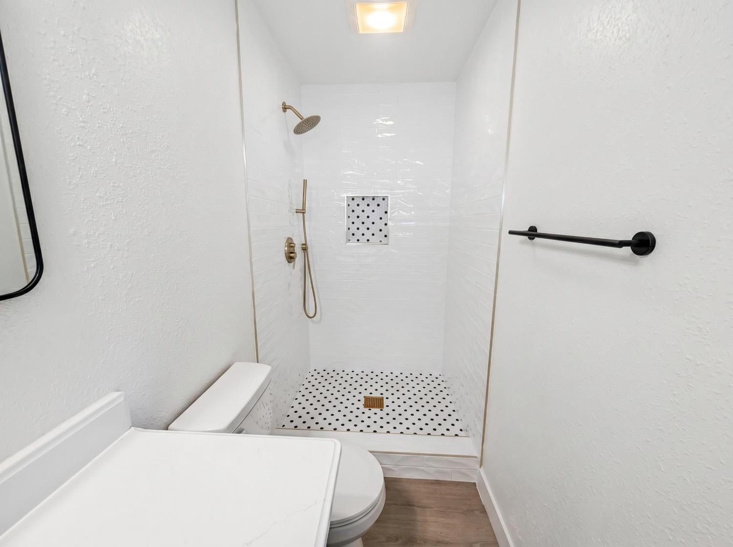 7403 E Alluvial Ave, Clovis, CA 93619