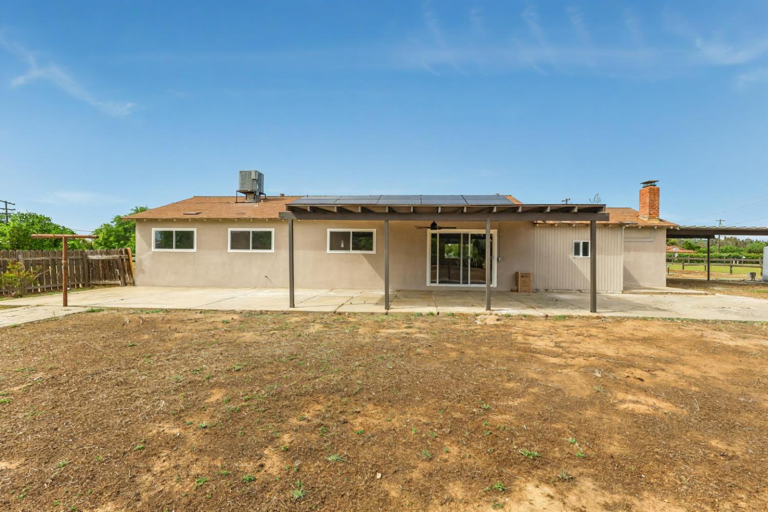 7403 E Alluvial Ave, Clovis, CA 93619