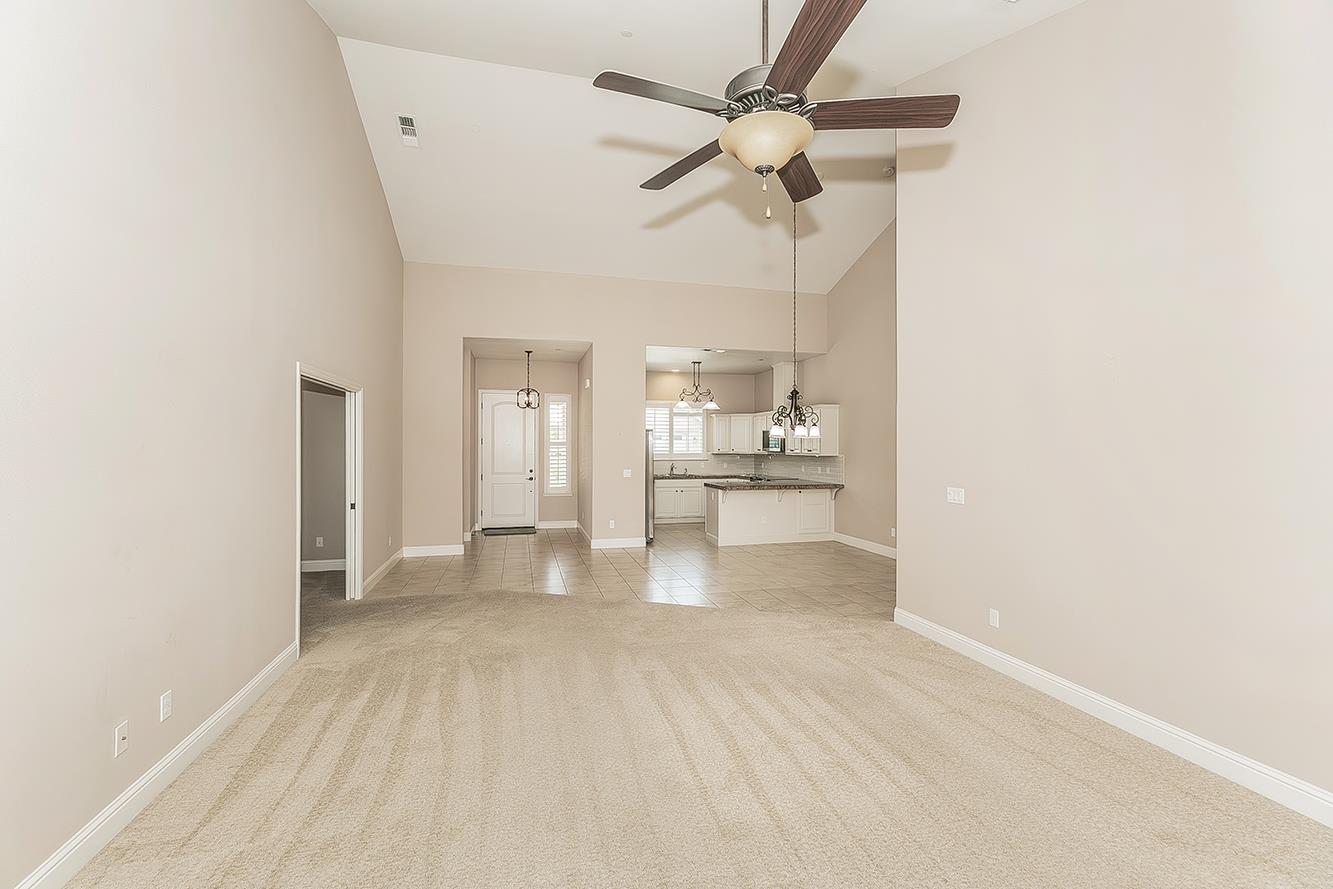 2047 S Church Ave, Reedley, CA 93654