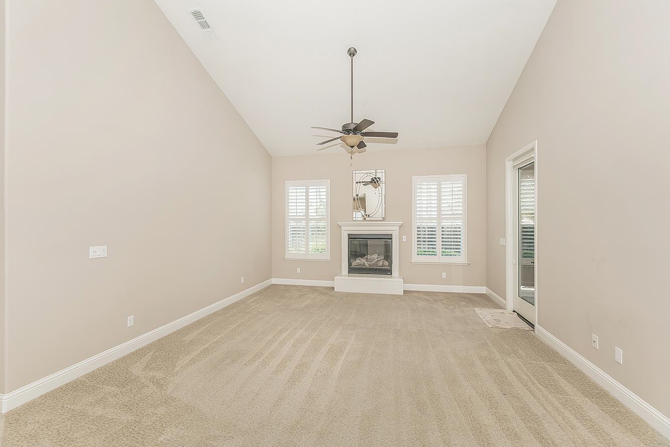 2047 S Church Ave, Reedley, CA 93654