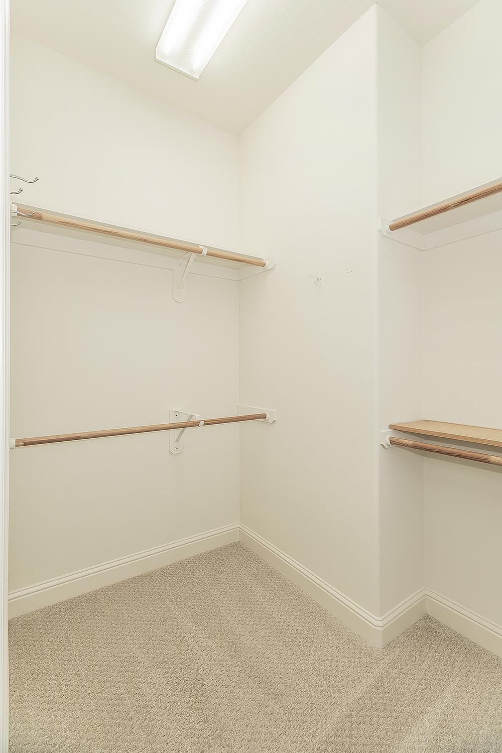 2047 S Church Ave, Reedley, CA 93654