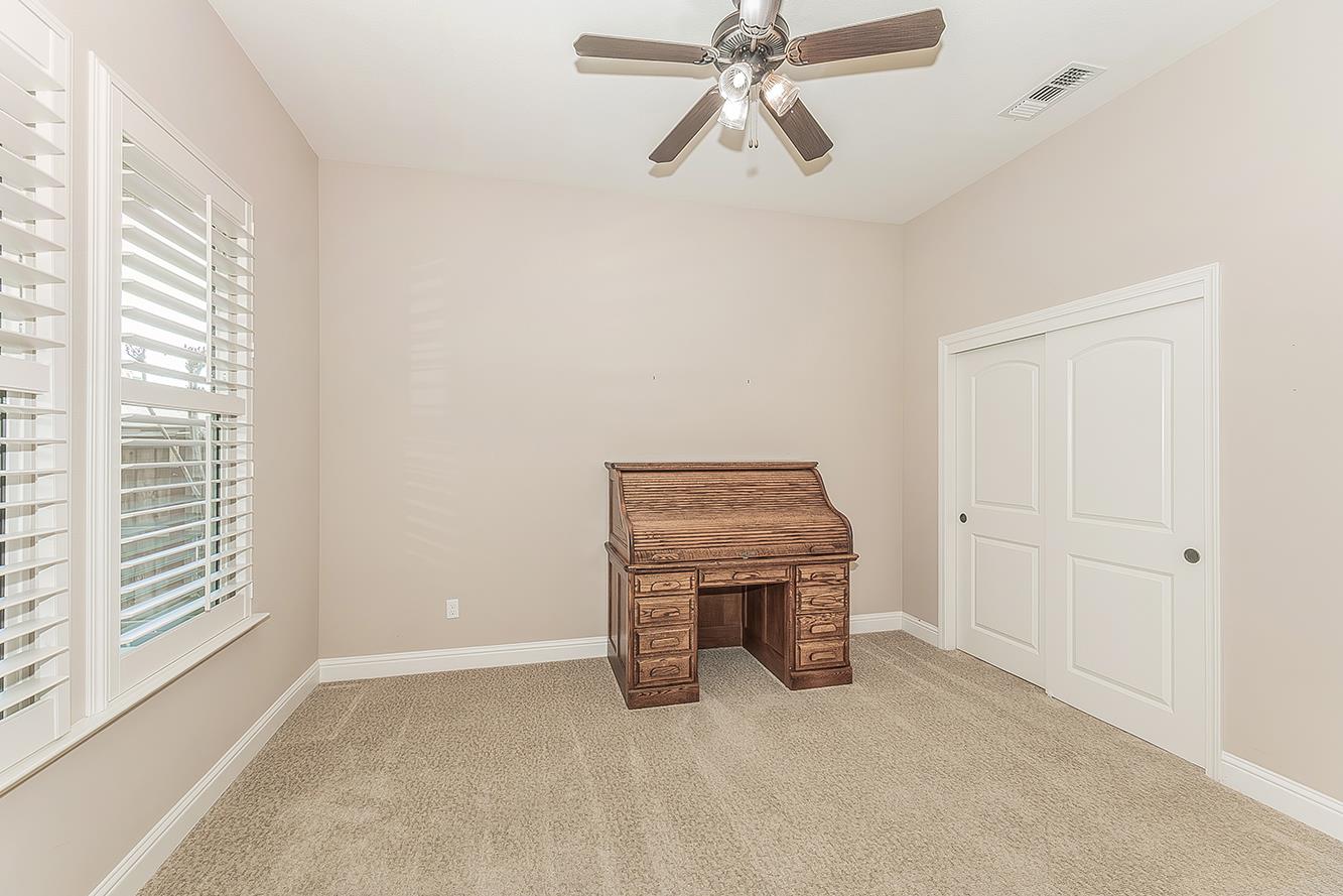 2047 S Church Ave, Reedley, CA 93654