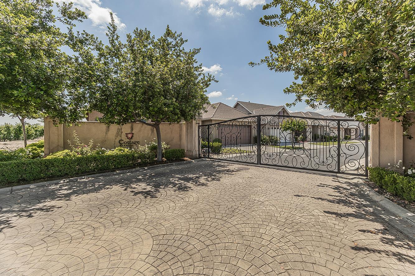 2047 S Church Ave, Reedley, CA 93654