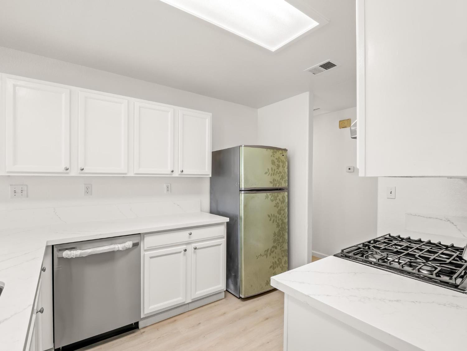 4068 W Weldon Ave, Fresno, CA 93722