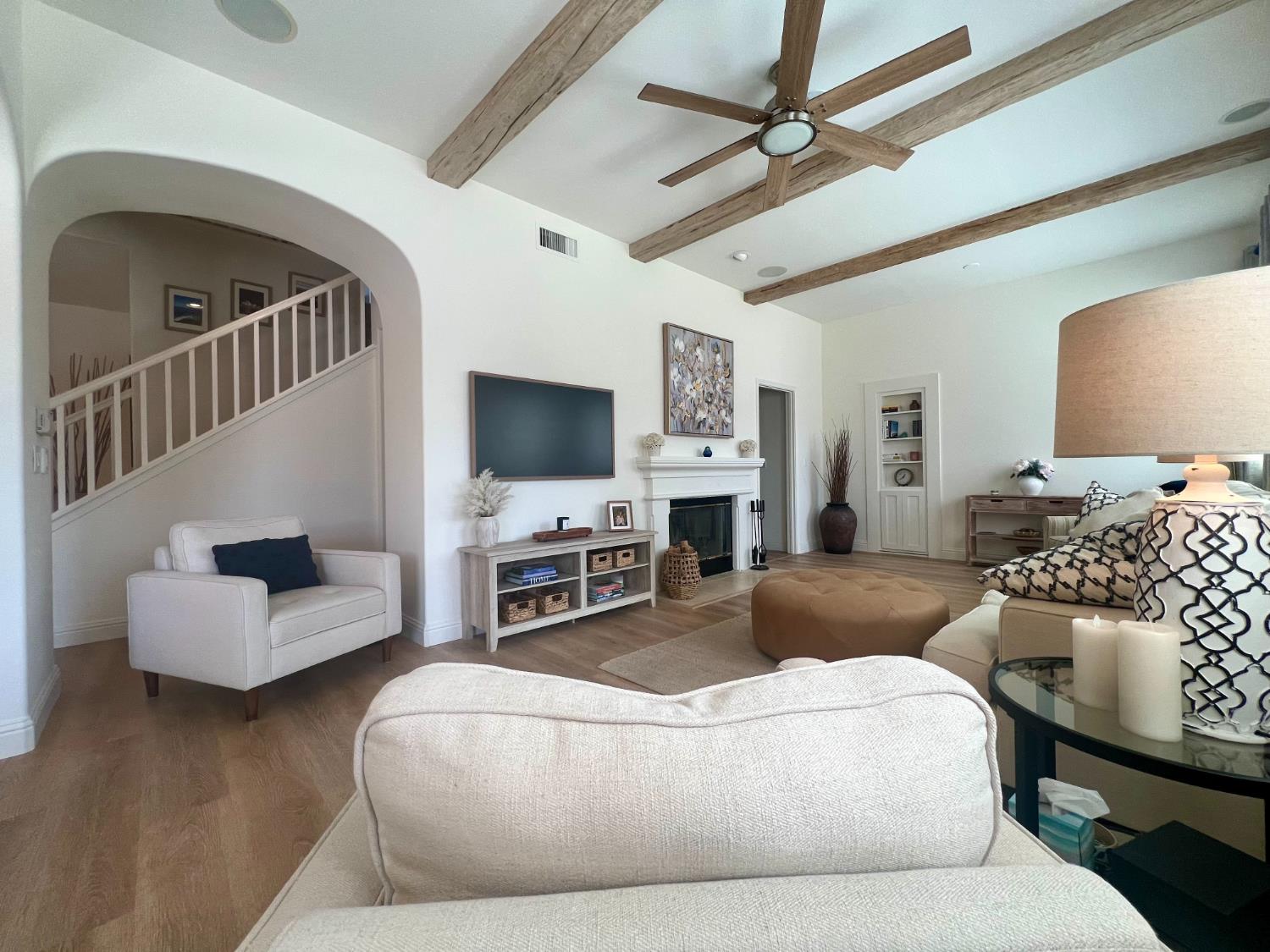 1902 Everglade Ave, Clovis, CA 93619