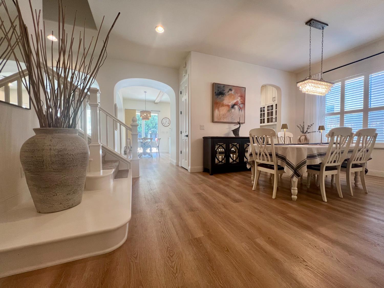 1902 Everglade Ave, Clovis, CA 93619