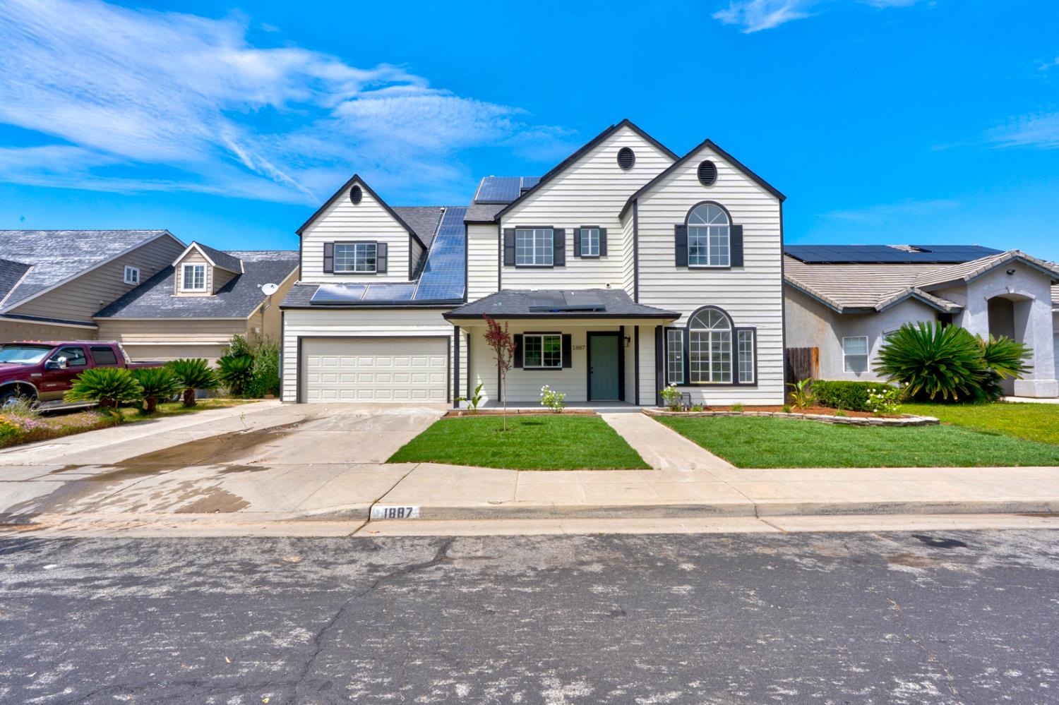 1887 Polson Ave, Clovis, CA 93611
