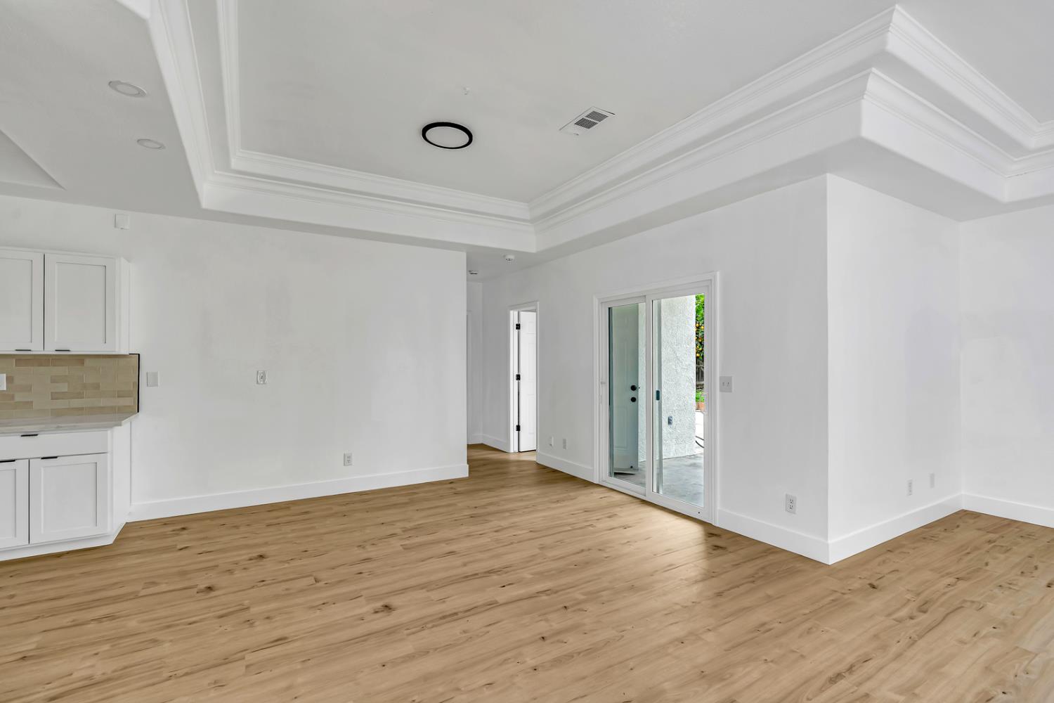 1887 Polson Ave, Clovis, CA 93611