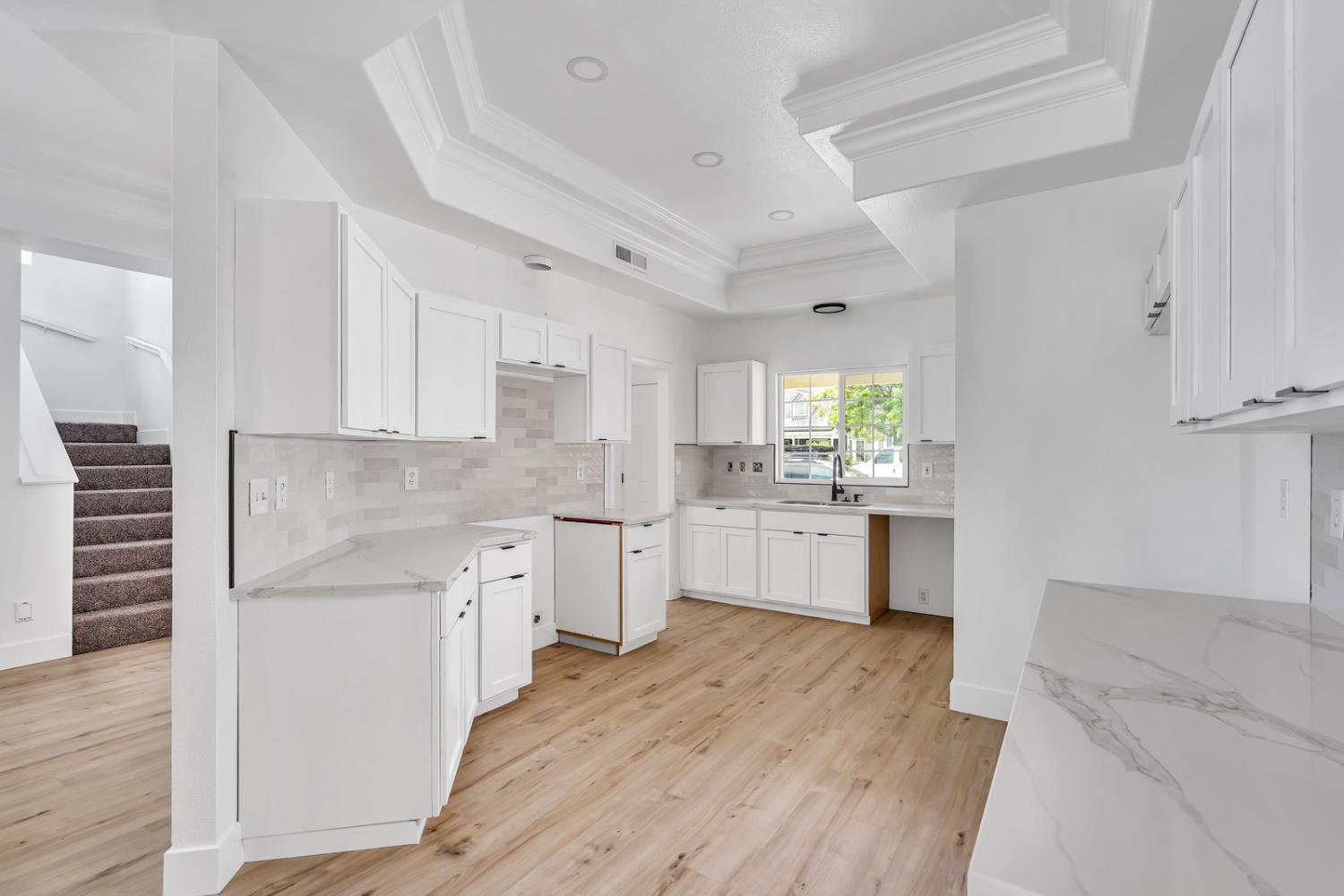 1887 Polson Ave, Clovis, CA 93611