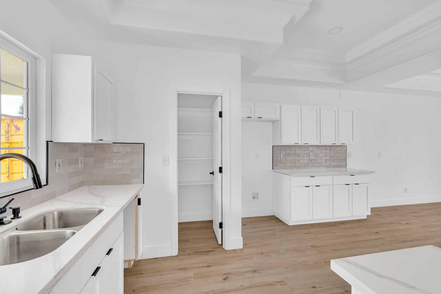 1887 Polson Ave, Clovis, CA 93611