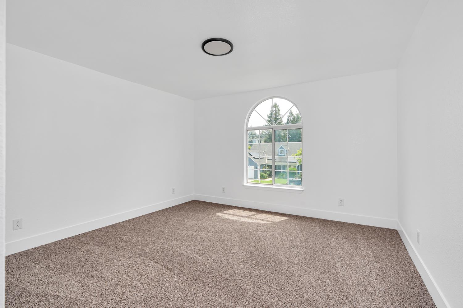 1887 Polson Ave, Clovis, CA 93611