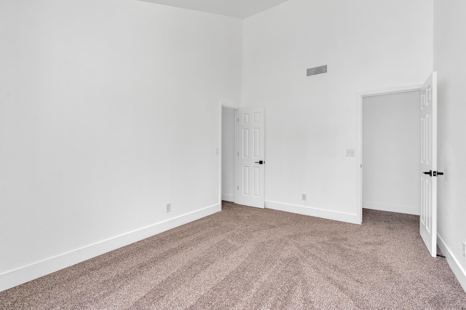 1887 Polson Ave, Clovis, CA 93611