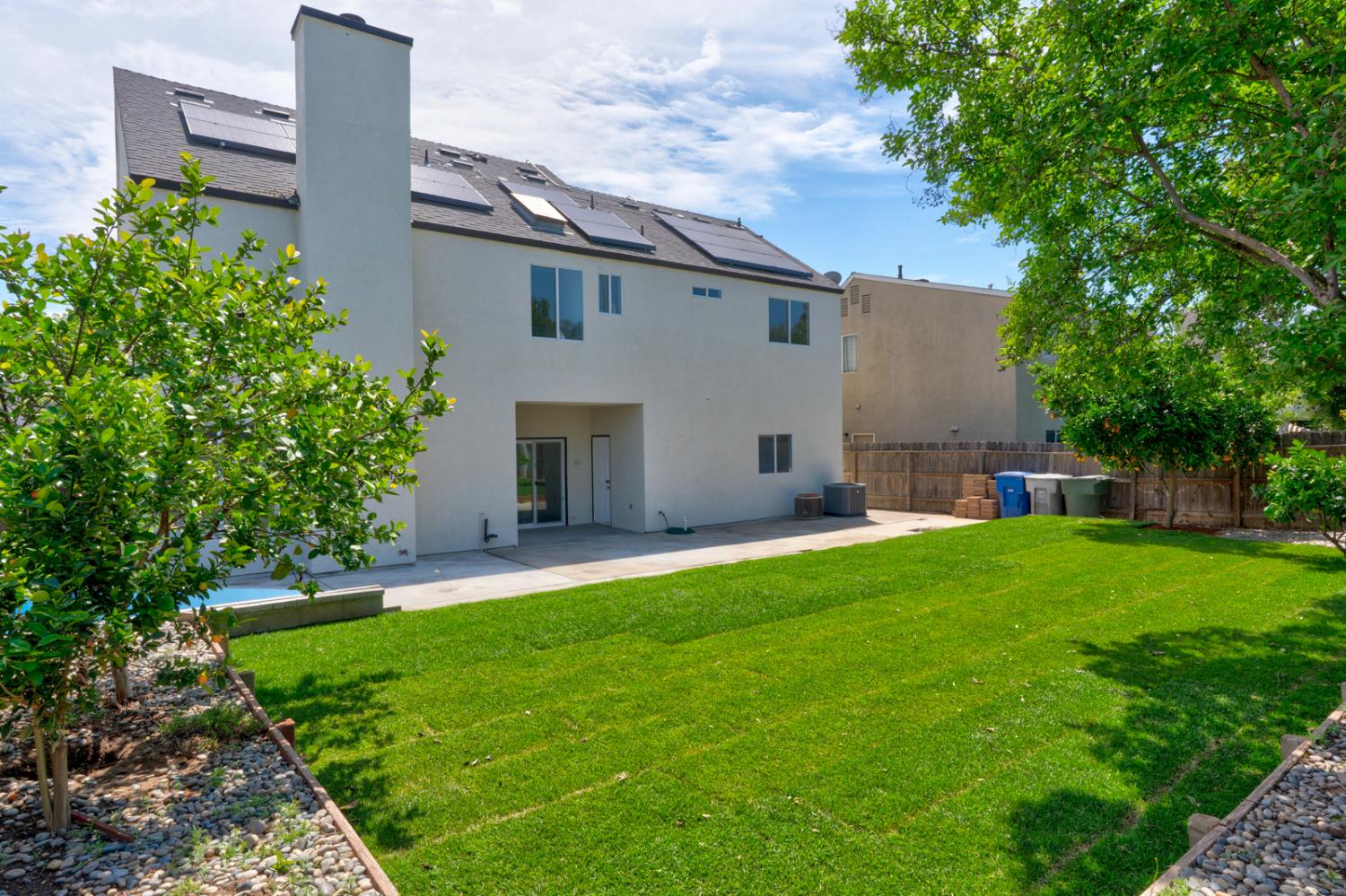 1887 Polson Ave, Clovis, CA 93611