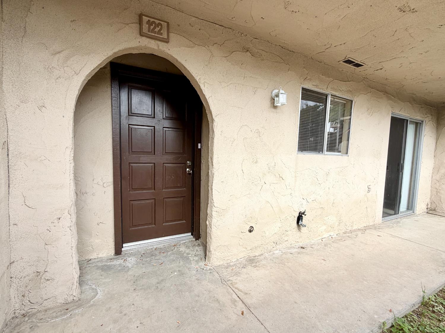 1250 E Shaw Ave #122, Fresno, CA 93710