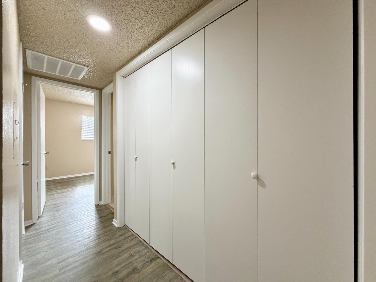 1250 E Shaw Ave #122, Fresno, CA 93710