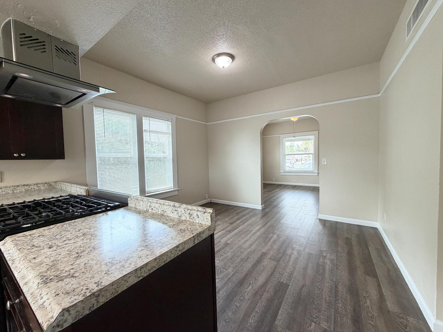 622 N Palm Ave, Fresno, CA 93728