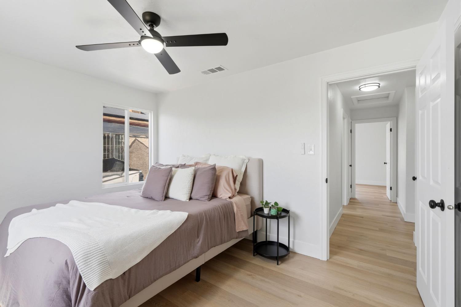 2486 S 10Th St, Fresno, CA 93725