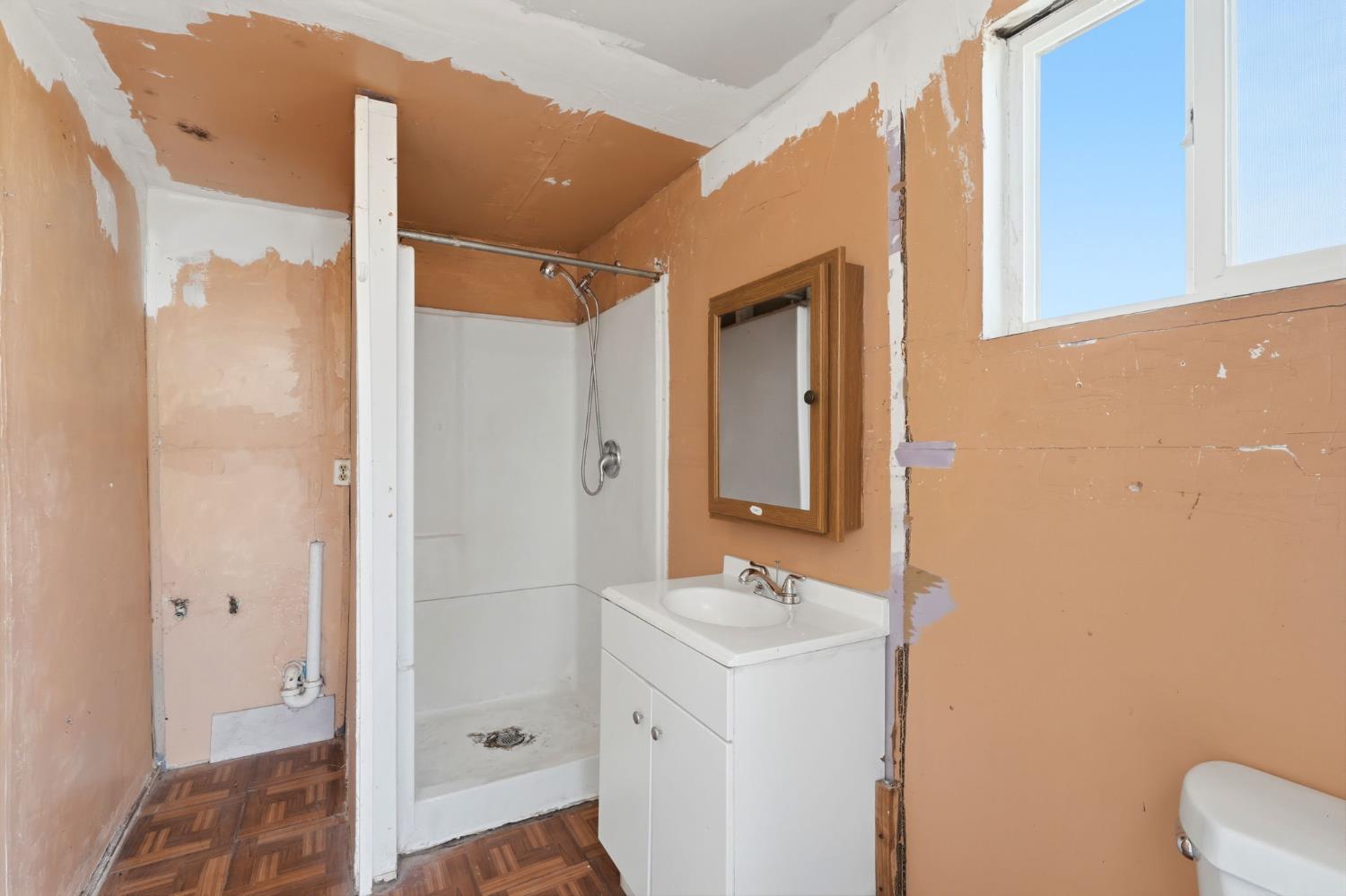 2486 S 10Th St, Fresno, CA 93725