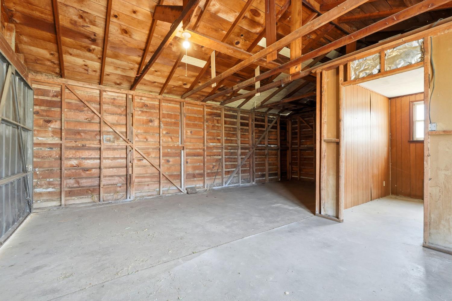 2486 S 10Th St, Fresno, CA 93725